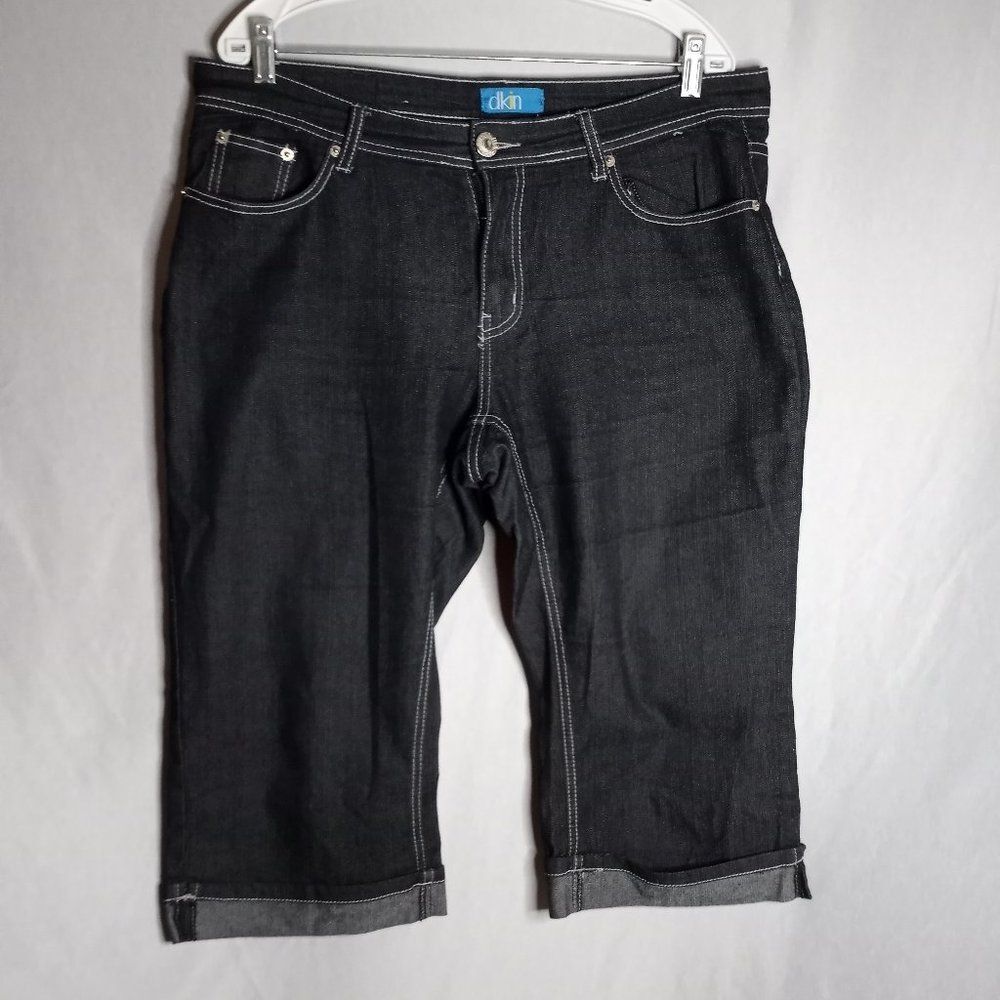 dKin Women's Dark Wash Cuffed Hem Embellished Pockets Denim Capris Size 14W